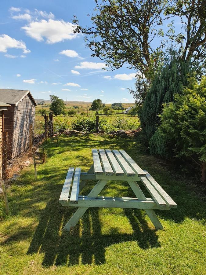 Wales' Highest Village - The Chartist Cottage - Trefil Tredegar ภายนอก รูปภาพ